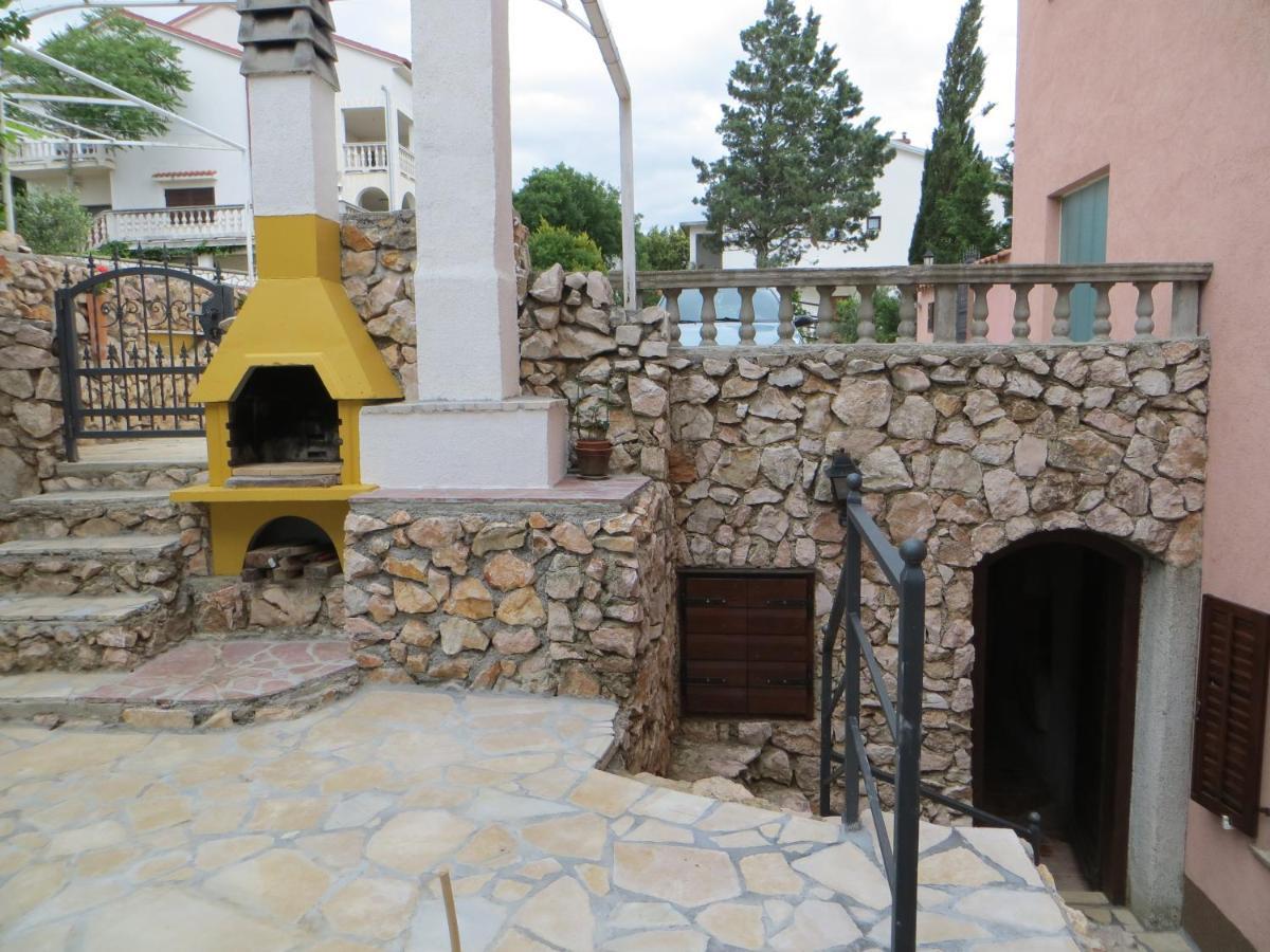 App St Marin View נובי ווינודולסקי מראה חיצוני תמונה