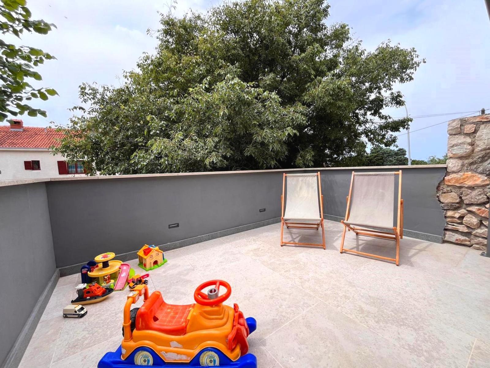 App St Marin View נובי ווינודולסקי מראה חיצוני תמונה