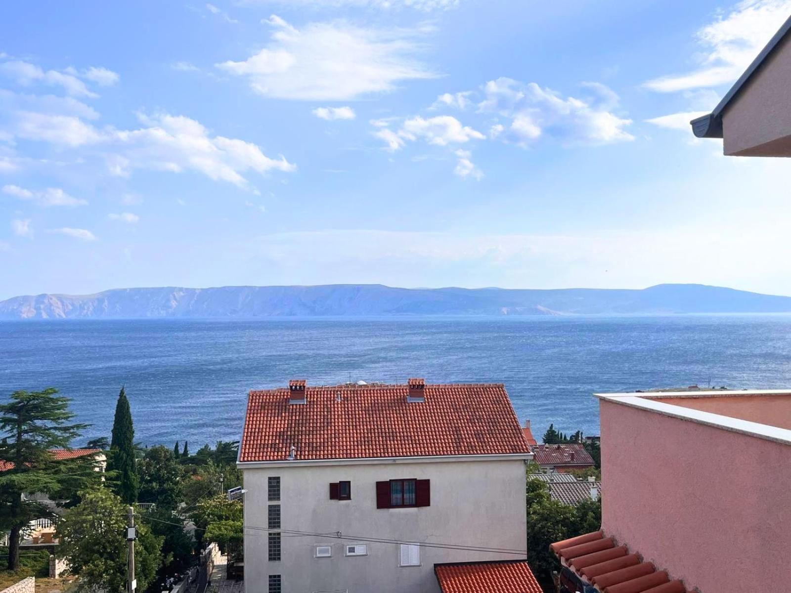 App St Marin View נובי ווינודולסקי מראה חיצוני תמונה